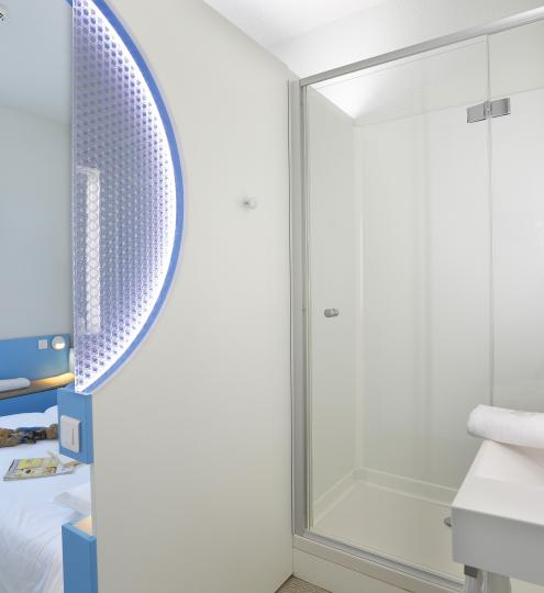Hotel First Inn Paris - Les Ulis - chambre